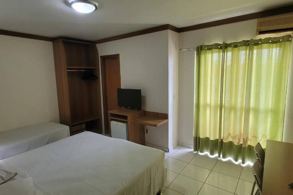 Flat 203 - Golden Dolphin Grand - Particular *