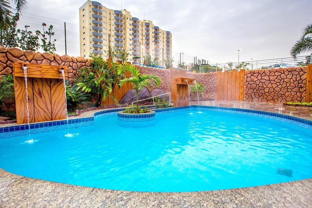 Flat 203 - Golden Dolphin Grand - Particular * Caldas Novas